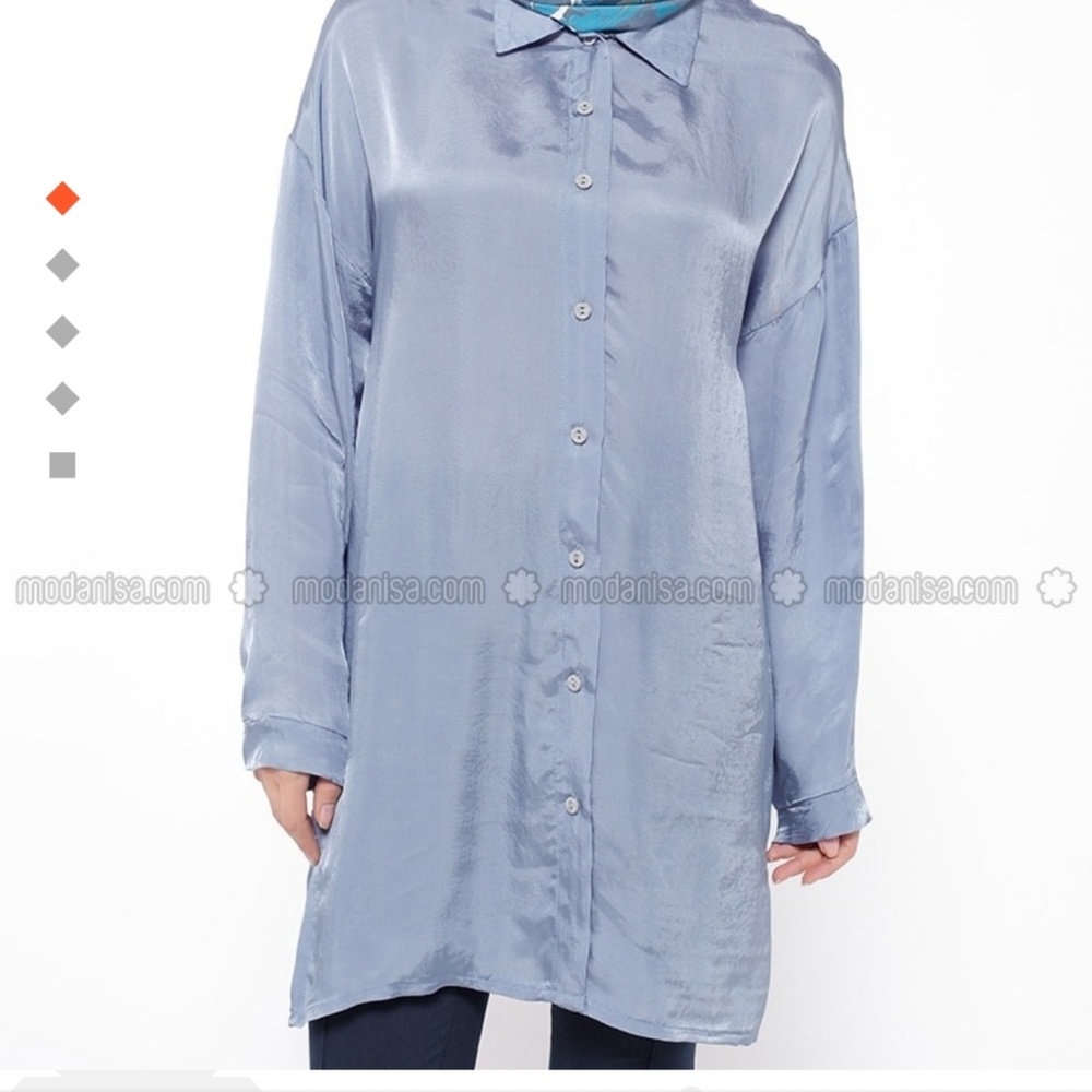 Long loose blouse / tunic